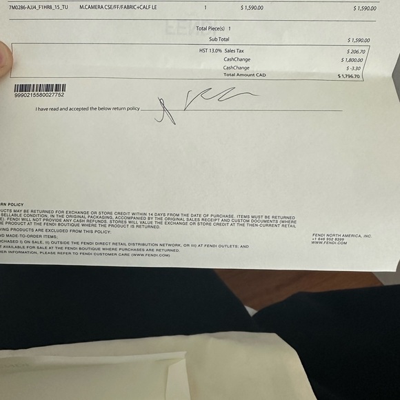 FENDI MESSENGER BAG - Picture 7 of 8